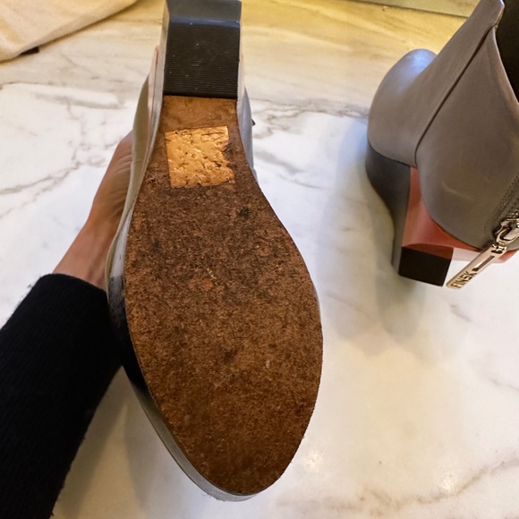 Finsk grey leather orange and brown wooden wedge booties, size 5.5 - Picture 9 of 12